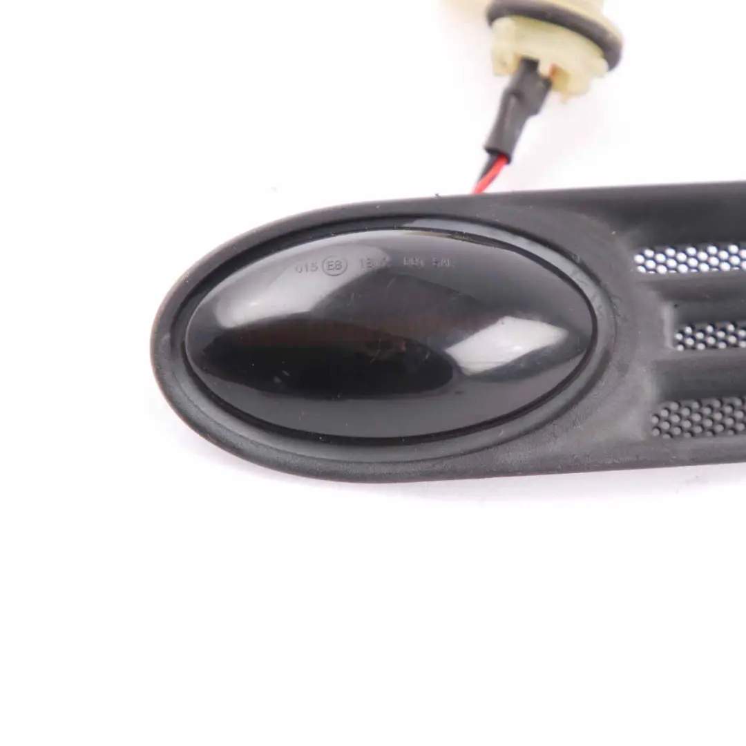 Side Indicator Mini Cooper One R50 R52 Wing Turn Front Right O/S to with Part number 1503561 Side Indicator Mini Cooper One R50 R52 Wing Turn Front Right O/S - SKU 1503561-4 - Part number 1503561