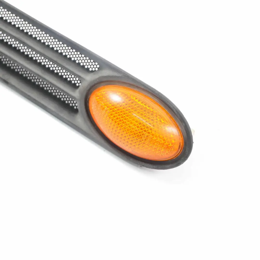 Zierblende Seitenwand vorne rechtsSCHWARZ für MINI Cooper One R50 R52 mit Teilenummer 1503561 MINI Cooper One R50 R52 Zierblende Seitenwand vorne rechtsSCHWARZ - SKU 1503561 - Teilenummer 1503561