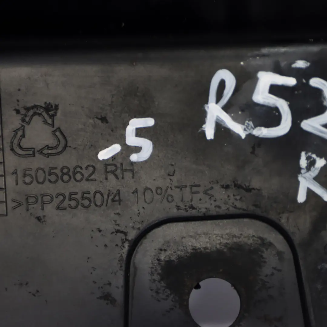 Bas de Caisse Droite Noir pour Mini R52 à propos du numéro de pièce 1505862 Mini R52 Bas de Caisse Droite Noir - SKU 1505862-5 - Numéro de pièce 1505862