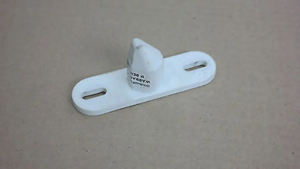 Placa Central Porta Instrumentos para Mini Cooper One R50 R52 R53 con número de pieza 51451506193 Mini Cooper One R50 R52 R53 Placa Central Porta Instrumentos - SKU 1506193 - Número de pieza 51451506193