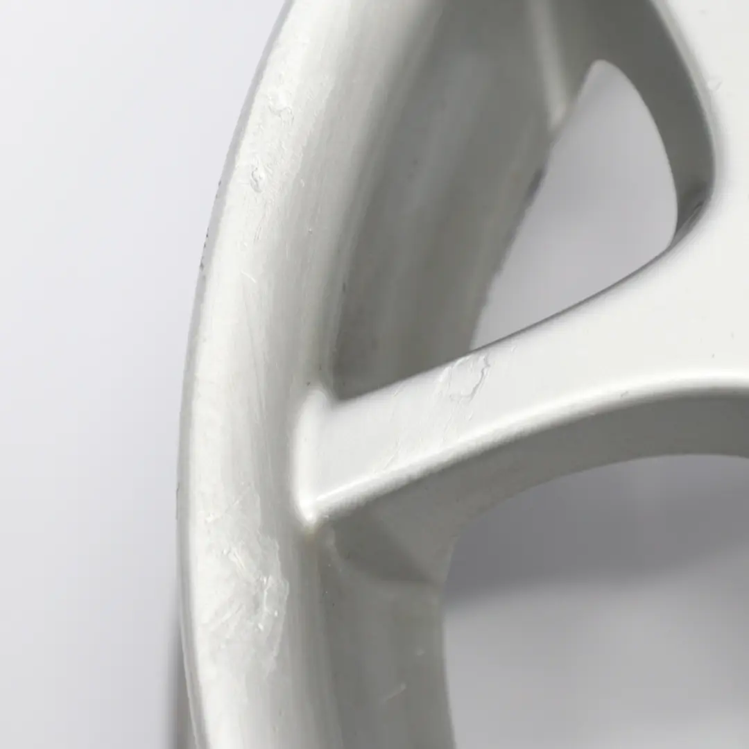 Jante en alliage argentee 16" ET:48 6,5J X-Lite pour Mini Cooper One R50 R52 R53 à propos du numéro de pièce 1512350 Mini Cooper One R50 R52 R53 Jante en alliage argentee 16" ET:48 6,5J X-Lite - SKU 1512350-2 - Numéro de pièce 1512350