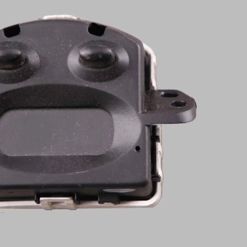 Display Digital Clock Front Roof 1514217 to Mini R50 R53 with Part number 1512950 Mini R50 R53 Display Digital Clock Front Roof 1514217 - SKU 1512950-3 - Part number 1512950