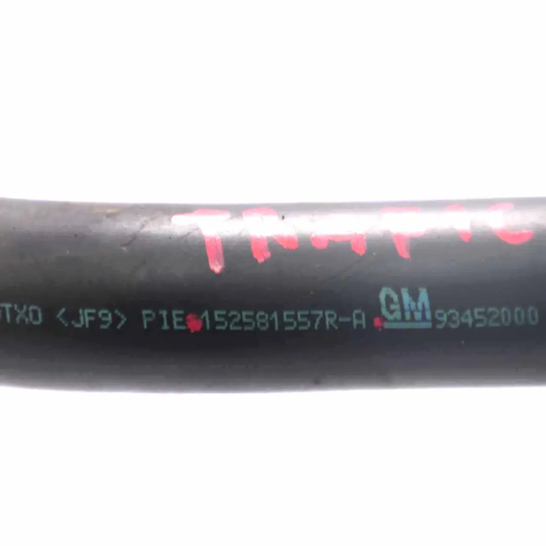 Tube de remplissage d'huile pour Renault Trafic III Vivaro B dCi Diesel à propos du numéro de pièce 152581557R Renault Trafic III Vivaro B dCi Diesel Tube de remplissage d'huile - SKU 152581557R - Numéro de pièce 152581557R