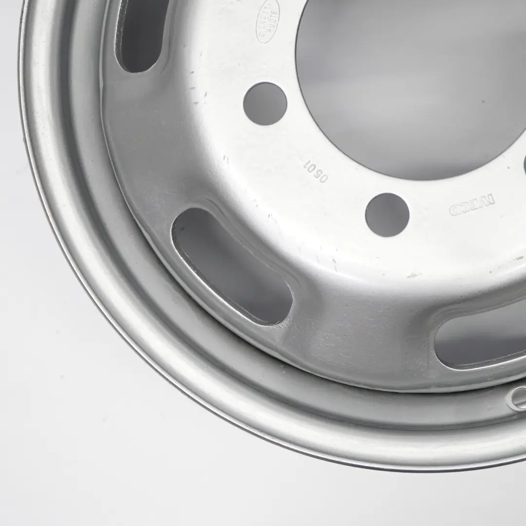 Llanta Iveco Daily 16 pulgadas 16H1x5J 107/105 P 115 15486 para con número de pieza 15412 Llanta Iveco Daily 16 pulgadas 16H1x5J 107/105 P 115 15486 - SKU 15412 - Número de pieza 15412