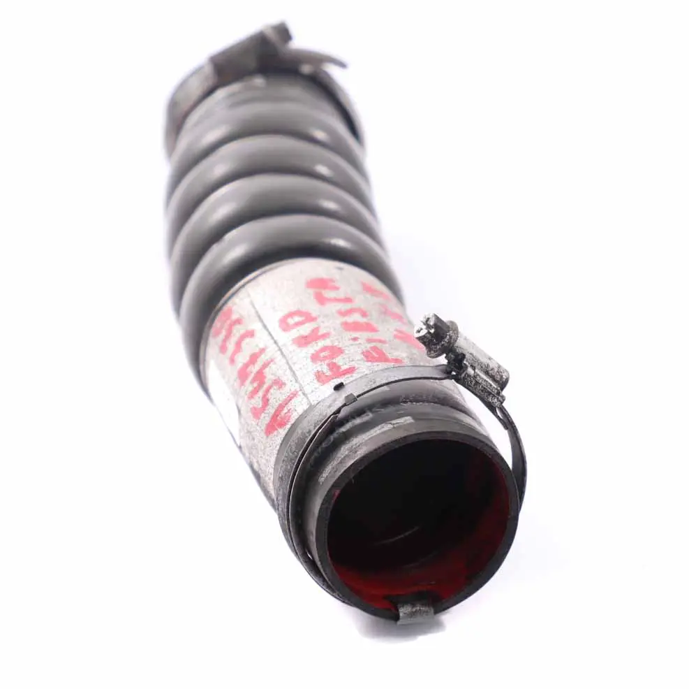 Tubo admisión de aire del intercooler para Ford Fiesta MK7 1.6 TDCI Turbo con número de pieza 1547330 Ford Fiesta MK7 1.6 TDCI Turbo Tubo admisión de aire del intercooler - SKU 1547330 - Número de pieza 1547330