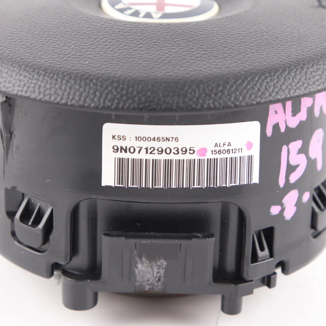 Steering Wheel Airbag Driver's Side Air Bag to Alfa Romeo 159 Brera with Part number 156061211 Alfa Romeo 159 Brera Steering Wheel Airbag Driver's Side Air Bag - SKU 156061211 - Part number 156061211