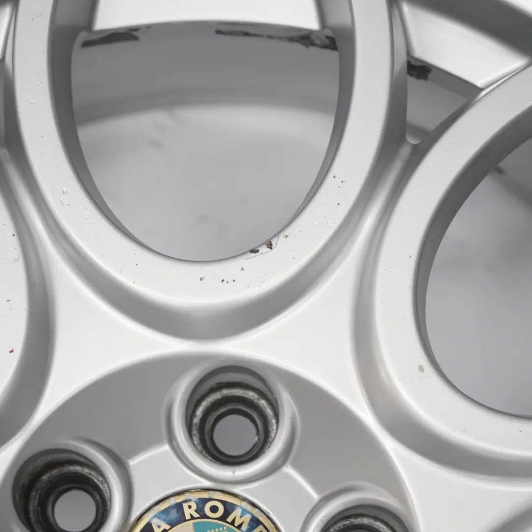 Alfa Romeo 159 Brera Jante Alliage Argent 18" 8J ET:41 - SKU 156071309-1 - Numéro de pièce 156071309