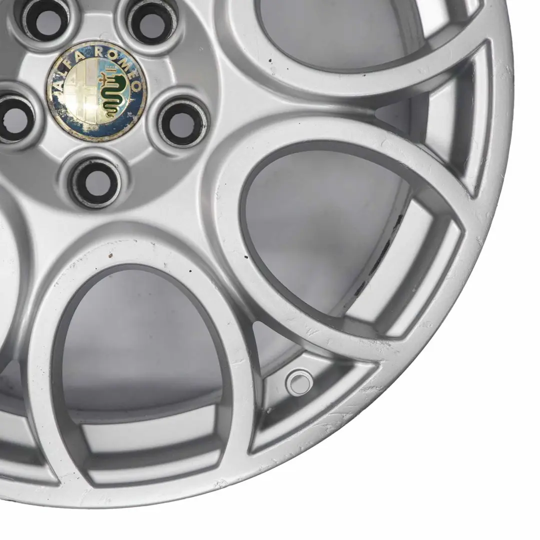 Jante Alliage Argent 18" 8J ET:41 pour Alfa Romeo 159 Brera à propos du numéro de pièce 156071309 Alfa Romeo 159 Brera Jante Alliage Argent 18" 8J ET:41 - SKU 156071309-2 - Numéro de pièce 156071309