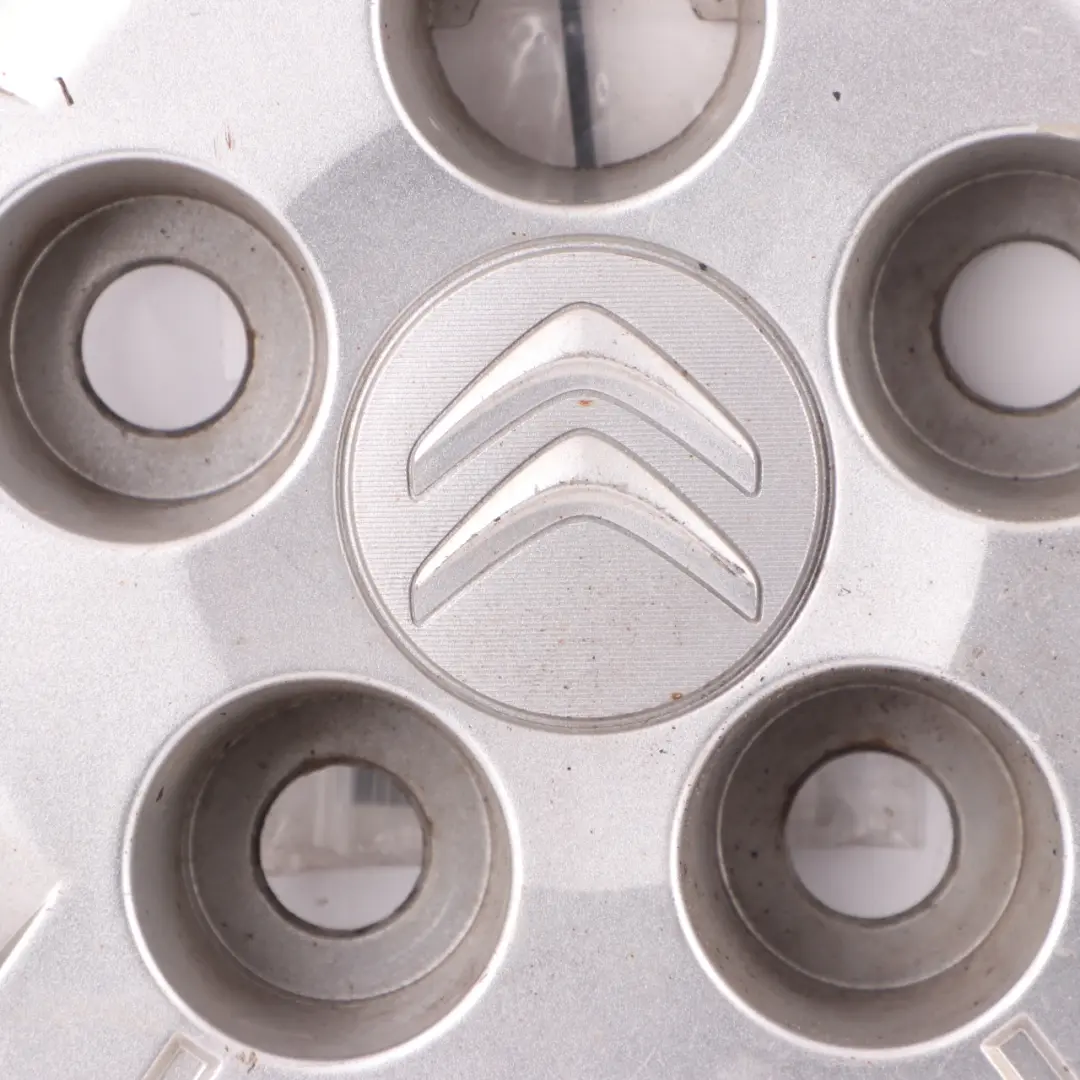 Citroen Relay 3 Wheel Cap 15'' Centre Trim Hub Cover Silver Panel to with Part number 1611985180 Citroen Relay 3 Wheel Cap 15'' Centre Trim Hub Cover Silver Panel - SKU 1611985180-1 - Part number 1611985180