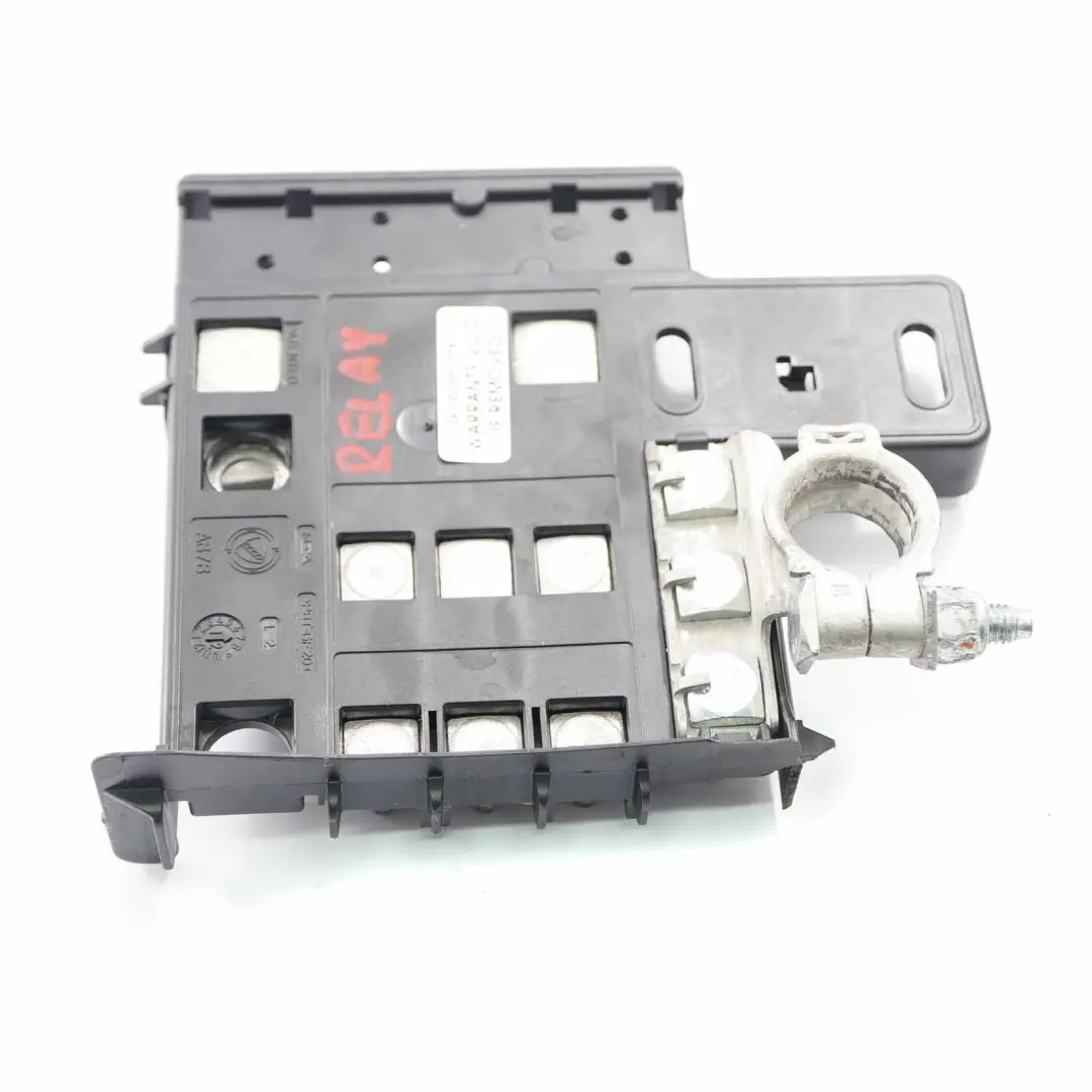 Terminal de bateria Fiat Ducato Peugeot Boxer Caja fusibles positiva A878 para con número de pieza 1617246180 Terminal de bateria Fiat Ducato Peugeot Boxer Caja fusibles positiva A878 - SKU 1617246180 - Número de pieza 1617246180