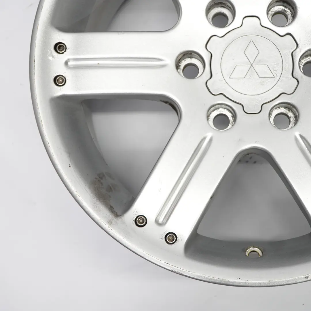 Alloy Wheel Rim 18" ET:46 8.5J to Mitsubishi Shogun Pajero Silver with Part number 16388546Z2 Mitsubishi Shogun Pajero Silver Alloy Wheel Rim 18" ET:46 8.5J - SKU 16388546Z2-4 - Part number 16388546Z2