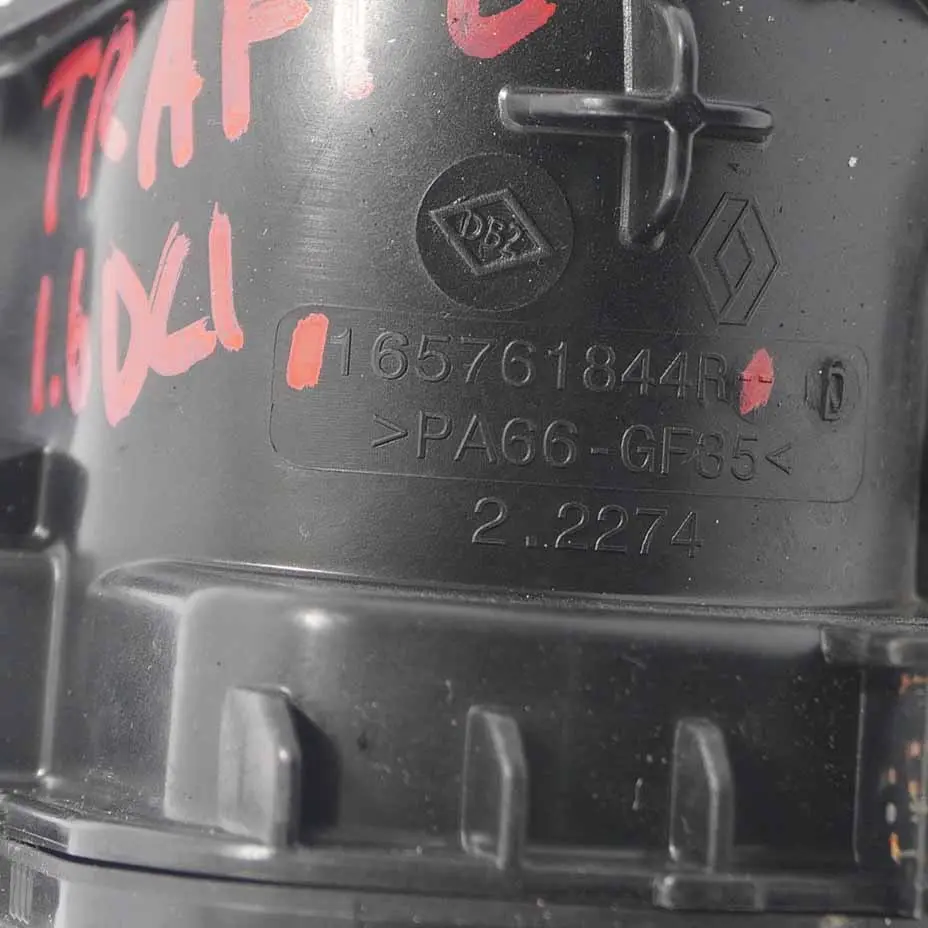 Lufteinlass Turbo Rohr für Renault Trafic III Opel Vivaro B mit Teilenummer 165761844R Renault Trafic III Opel Vivaro B Lufteinlass Turbo Rohr - SKU 165761844R - Teilenummer 165761844R