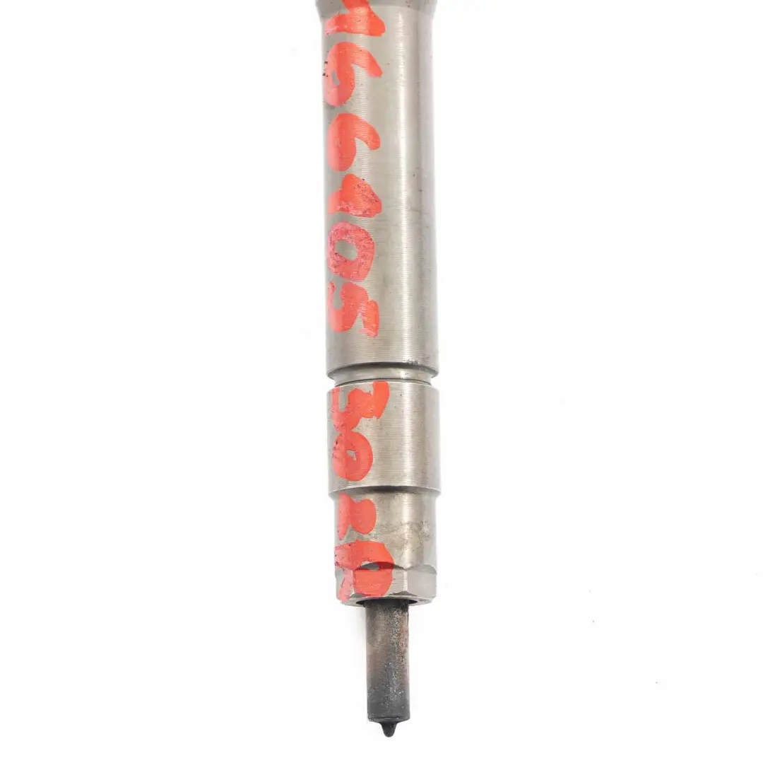 Injector H8201055367 to Renault Trafic 3 Vauxhall Vivaro B 1.6 DCI Diesel Fuel with Part number 166105302R Renault Trafic 3 Vauxhall Vivaro B 1.6 DCI Diesel Fuel Injector H8201055367 - SKU 166105302R - Part number 166105302R