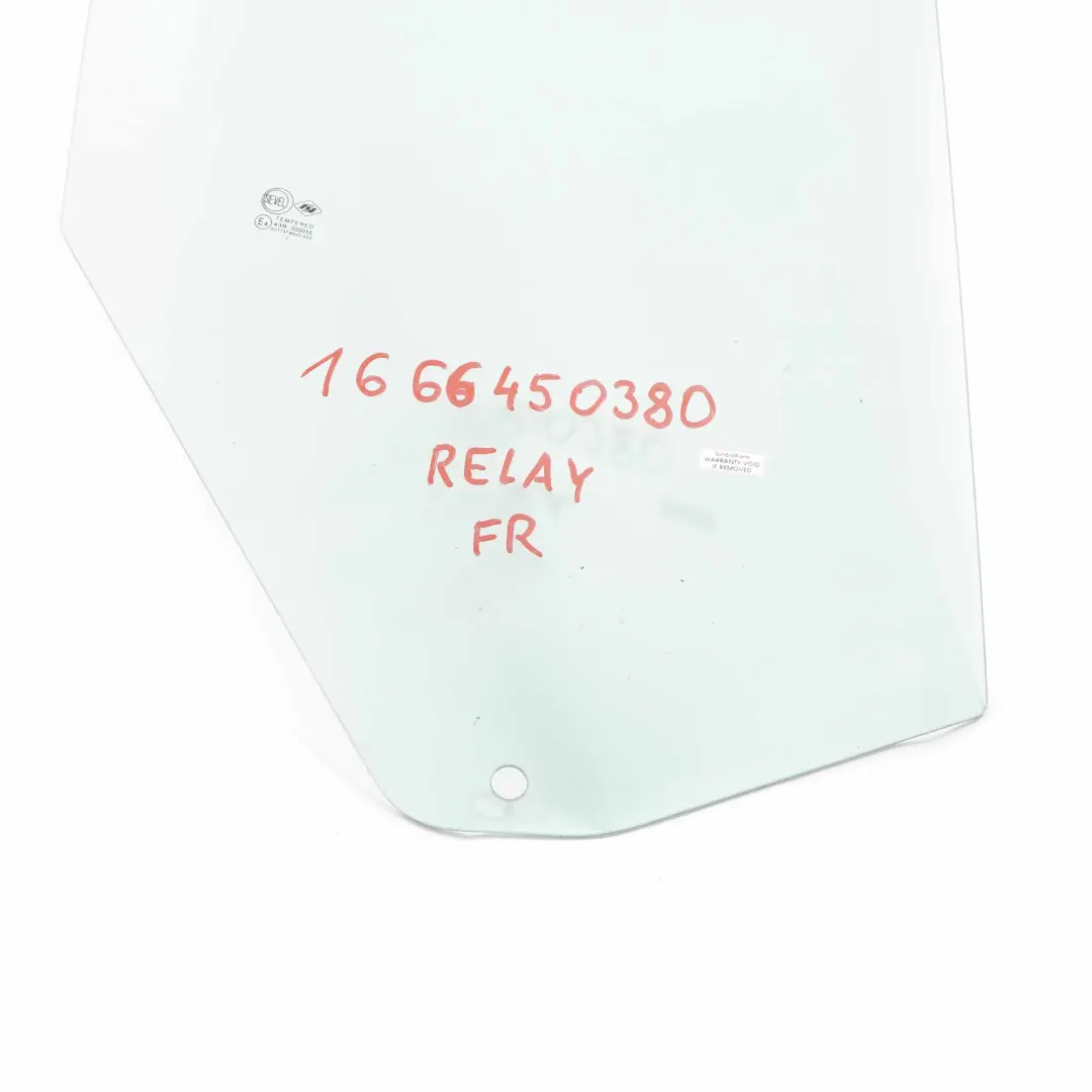 Cristal lateral Fiat Ducato Peugeot Boxer Puerta Delantera Derecha para con número de pieza 1666450380 Cristal lateral Fiat Ducato Peugeot Boxer Puerta Delantera Derecha - SKU 1666450380 - Número de pieza 1666450380