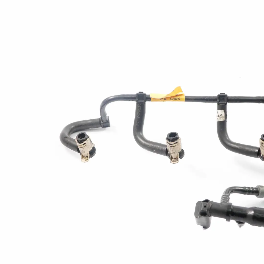 OM607 Fuel Feed Return Line Pipe Hose to Mercedes W176 C117 with Part number 166714557R Mercedes W176 C117 OM607 Fuel Feed Return Line Pipe Hose - SKU 166714557R - Part number 166714557R