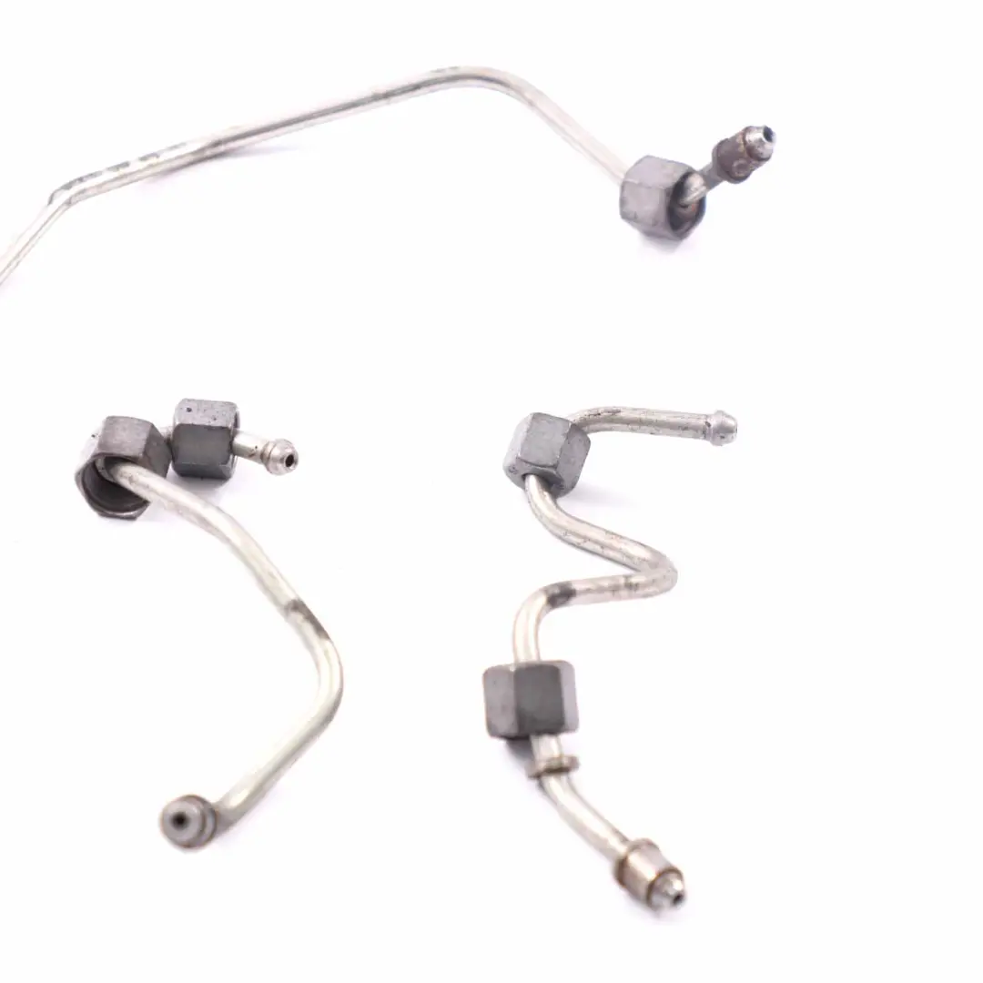 Druckrohr Kraftstoff einspritz leitung für Renault Trafic III 1.6 DCI mit Teilenummer 166846853R Renault Trafic III 1.6 DCI Druckrohr Kraftstoff einspritz leitung - SKU 166846853R - Teilenummer 166846853R