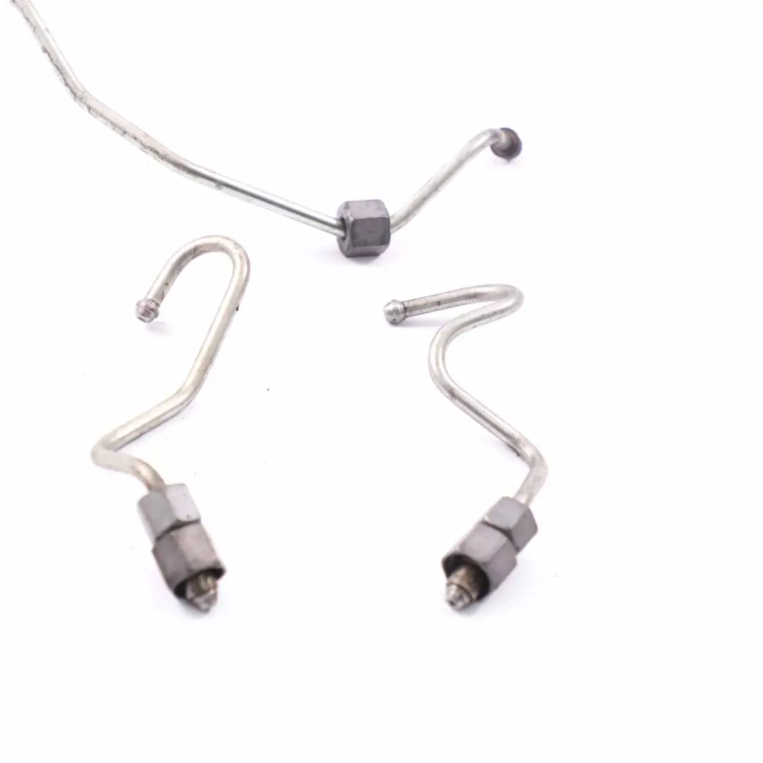 Kit Conduites Injection Carburant Moteur pour Diesel Renault Trafic III Dci à propos du numéro de pièce 166846853R Diesel Renault Trafic III Dci Kit Conduites Injection Carburant Moteur - SKU 166846853R - Numéro de pièce 166846853R