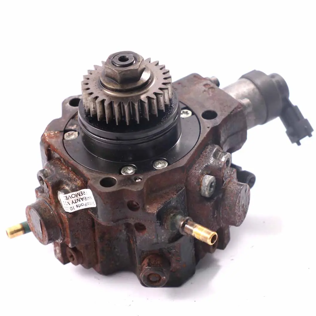 High Pressure Injection Fuel Pump to Renault Trafic III Vivaro B 1.6 DCi with Part number 167008960R Renault Trafic III Vivaro B 1.6 DCi High Pressure Injection Fuel Pump - SKU 167008960R - Part number 167008960R