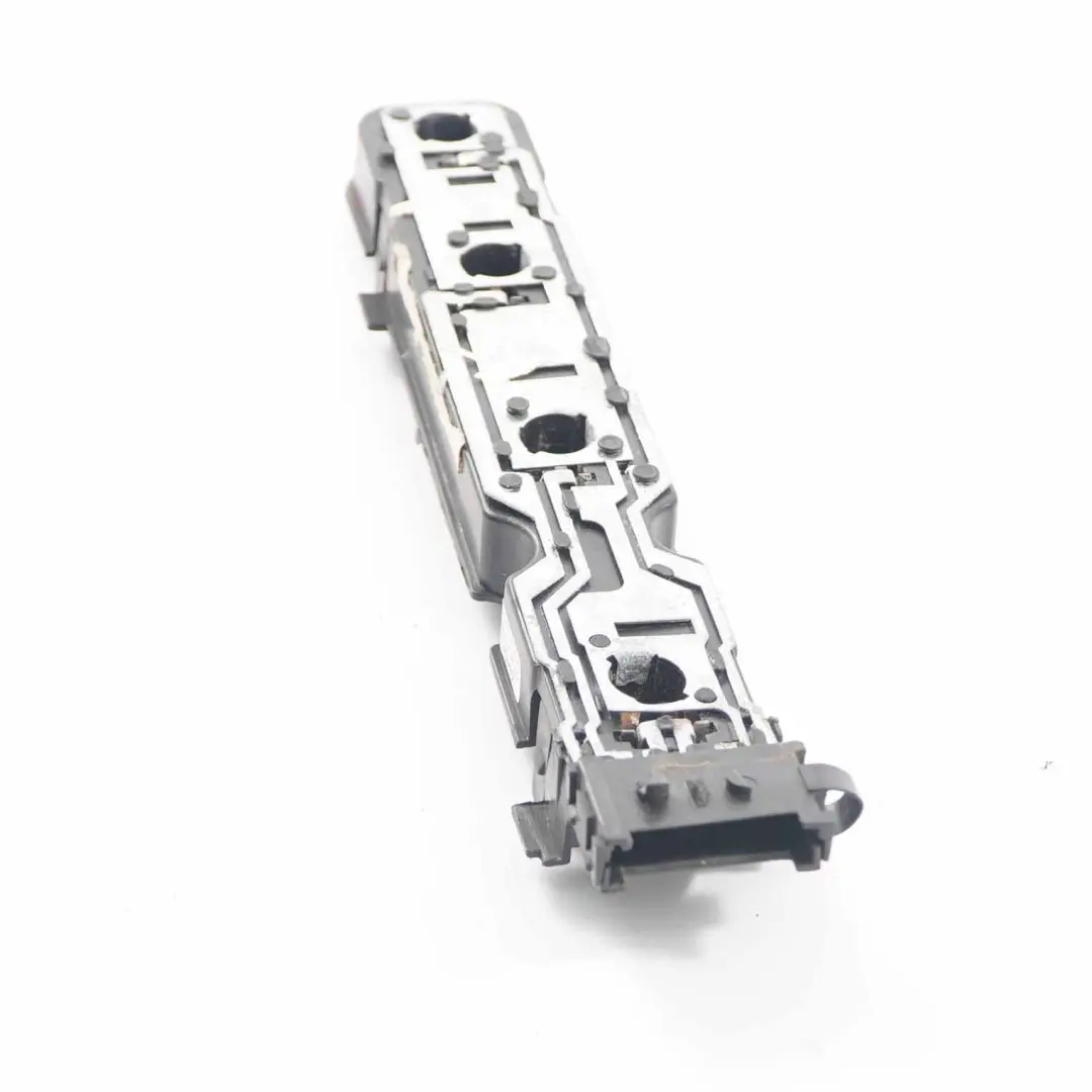 Support d'Ampoule de Feu Arrière 6C11-13N004-AB pour Ford Transit à propos du numéro de pièce 1681537 Ford Transit Support d'Ampoule de Feu Arrière 6C11-13N004-AB - SKU 1681537 - Numéro de pièce 1681537