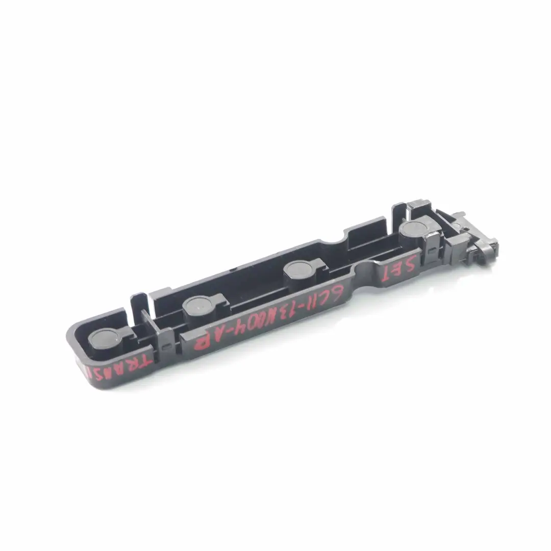 Luz Trasera Portalámparas 6C11-13N004-AB para Ford Transit con número de pieza 1681537 Ford Transit Luz Trasera Portalámparas 6C11-13N004-AB - SKU 1681537 - Número de pieza 1681537