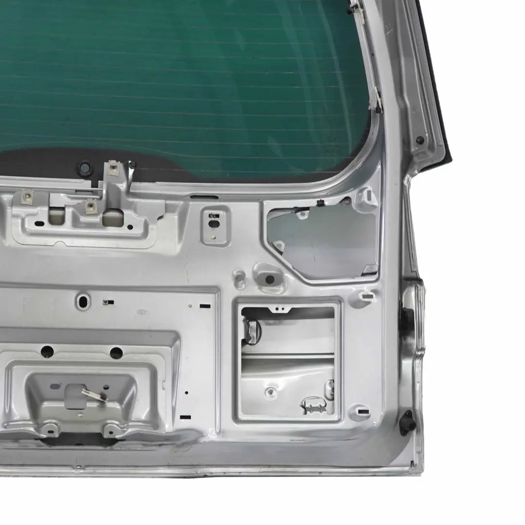 Mk3 Klapa Bagażnika Machine Silver D2 do Ford Galaxy o numerze 1682552 Ford Galaxy Mk3 Klapa Bagażnika Machine Silver D2 - SKU 1682552-MSI - Numer Części 1682552