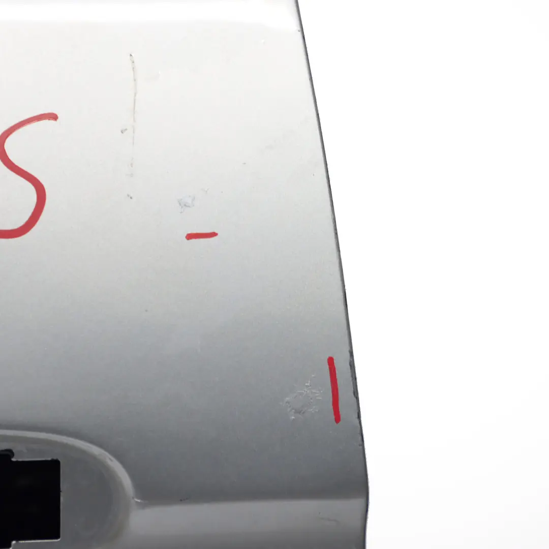 Puerta Delantera Derecha Cubrepuerta Shell Moondust Silver - ZJ para Ford S-Max con número de pieza 1693746 Ford S-Max Puerta Delantera Derecha Cubrepuerta Shell Moondust Silver - ZJ - SKU 1693746-MDS - Número de pieza 1693746