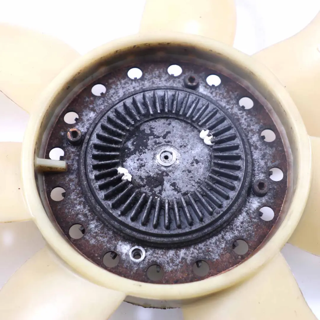 Lame de ventilateur du radiateur Visco pour Ford Transit Mk7 Diesel à propos du numéro de pièce 1695329 Ford Transit Mk7 Diesel Lame de ventilateur du radiateur Visco - SKU 1695329 - Numéro de pièce 1695329