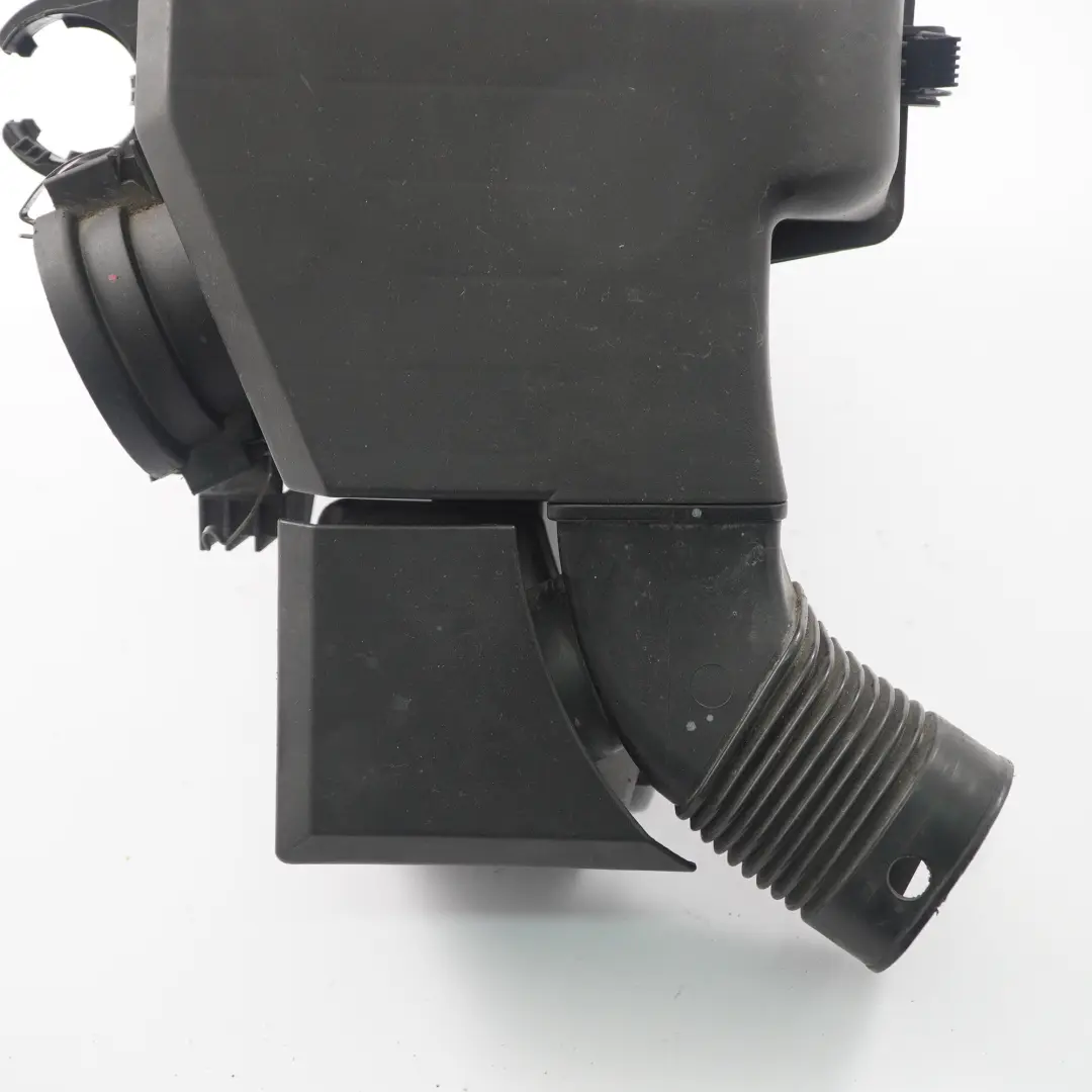 M43 316i 318i Aspirazione aria Silenziatore Filtro aria Alloggiamento per BMW E46 con numero di parte 1712403 BMW E46 M43 316i 318i Aspirazione aria Silenziatore Filtro aria Alloggiamento - SKU 1712403 - Numero di parte 1712403