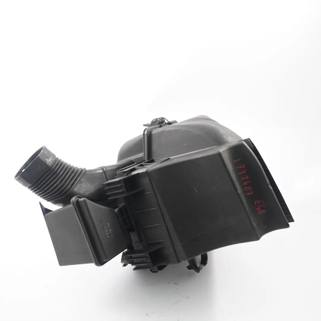 M43 316i 318i Aspirazione aria Silenziatore Filtro aria Alloggiamento per BMW E46 con numero di parte 1712403 BMW E46 M43 316i 318i Aspirazione aria Silenziatore Filtro aria Alloggiamento - SKU 1712403 - Numero di parte 1712403