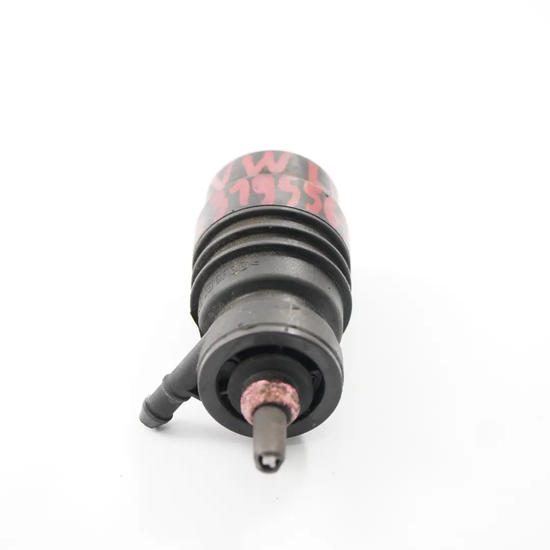 Bomba líquido limpiaparabrisas para VW LT 28-35 Transporter 4 Audi 80 100 con número de pieza 171955651 VW LT 28-35 Transporter 4 Audi 80 100 Bomba líquido limpiaparabrisas - SKU 171955651 - Número de pieza 171955651