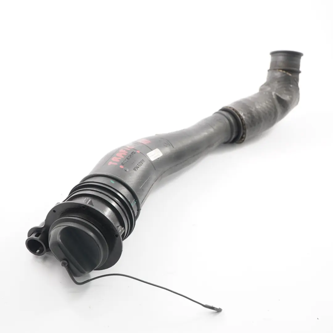 Tubo bocchettone rifornimento per Renault Trafic III Opel Vivaro B 1.6 DCI Diesel con numero di parte 172217859R Renault Trafic III Opel Vivaro B 1.6 DCI Diesel Tubo bocchettone rifornimento - SKU 172217859R - Numero di parte 172217859R