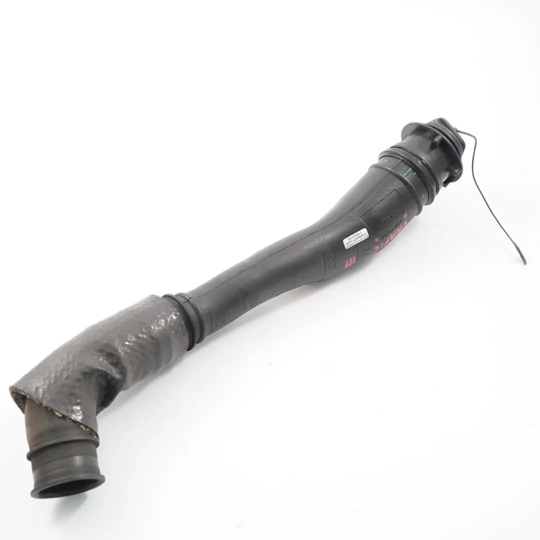 Tubo bocchettone rifornimento per Renault Trafic III Opel Vivaro B 1.6 DCI Diesel con numero di parte 172217859R Renault Trafic III Opel Vivaro B 1.6 DCI Diesel Tubo bocchettone rifornimento - SKU 172217859R - Numero di parte 172217859R