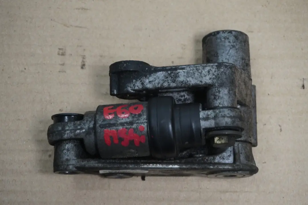 M54 Napinacz Paska Klinowego do BMW X3 X5 E53 E60 E61 E83 o numerze 1722618 BMW X3 X5 E53 E60 E61 E83 M54 Napinacz Paska Klinowego - SKU 1722618 - Numer Części 1722618