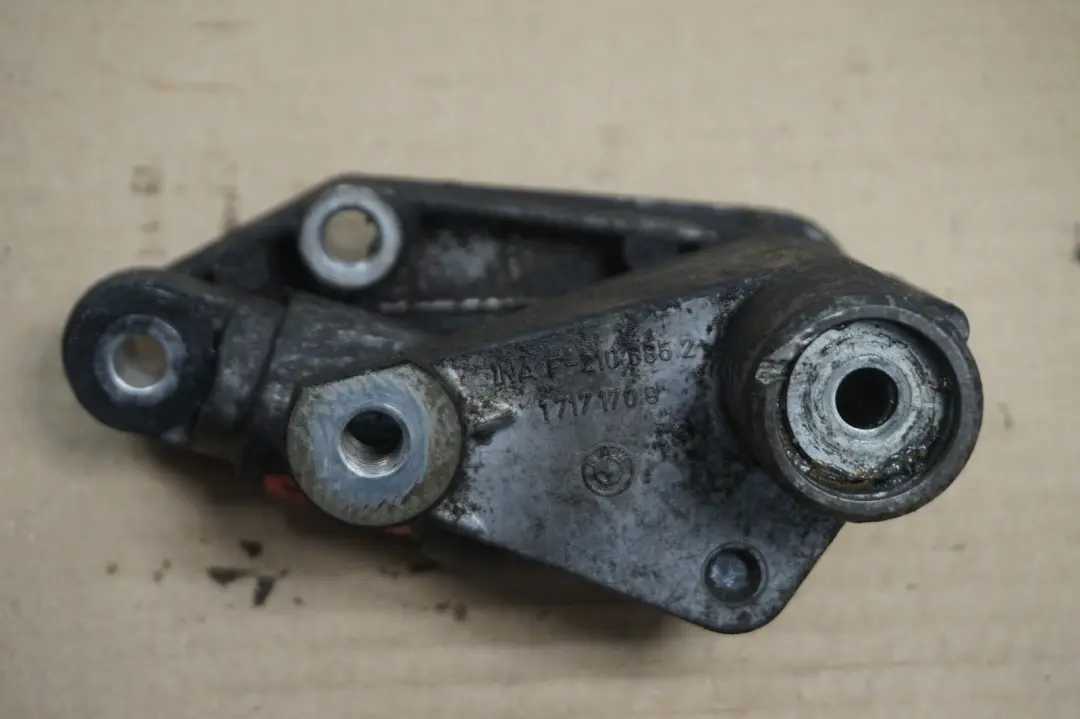 M54 Napinacz Paska Klinowego do BMW X3 X5 E53 E60 E61 E83 o numerze 1722618 BMW X3 X5 E53 E60 E61 E83 M54 Napinacz Paska Klinowego - SKU 1722618 - Numer Części 1722618