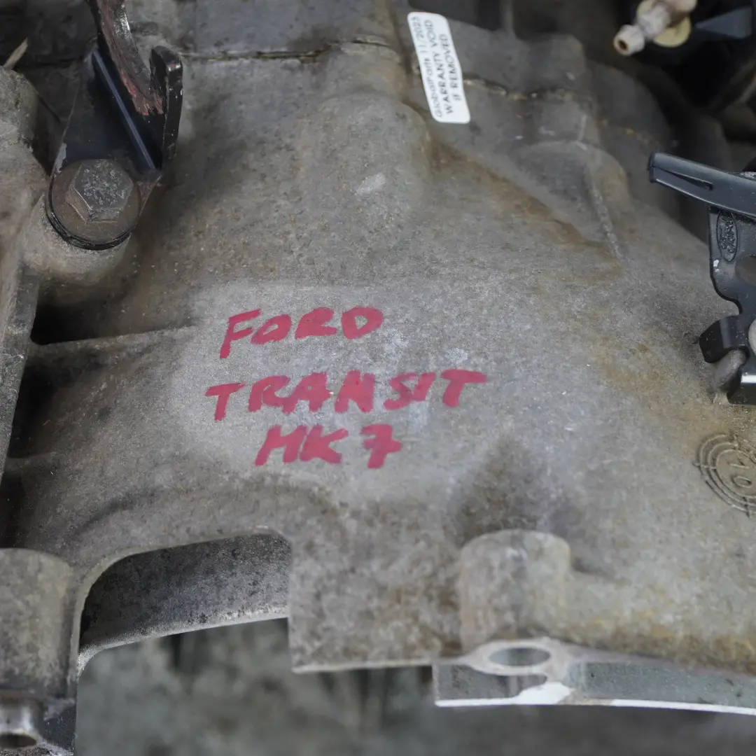 Cambio Manuale 6 Marce VMT6 CC1R-7002-AD FWD GARANZIA per Ford Transit MK7 2.2 TDCI con numero di parte 1739005 Ford Transit MK7 2.2 TDCI Cambio Manuale 6 Marce VMT6 CC1R-7002-AD FWD GARANZIA - SKU 1739005 - Numero di parte 1739005