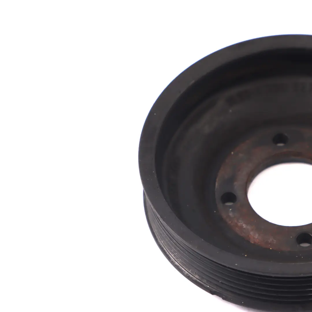 M43 Pompa refrigerante dell'acqua Puleggia della cinghia dentata per BMW E46 con numero di parte 1739527 BMW E46 M43 Pompa refrigerante dell'acqua Puleggia della cinghia dentata - SKU 1739527 - Numero di parte 1739527