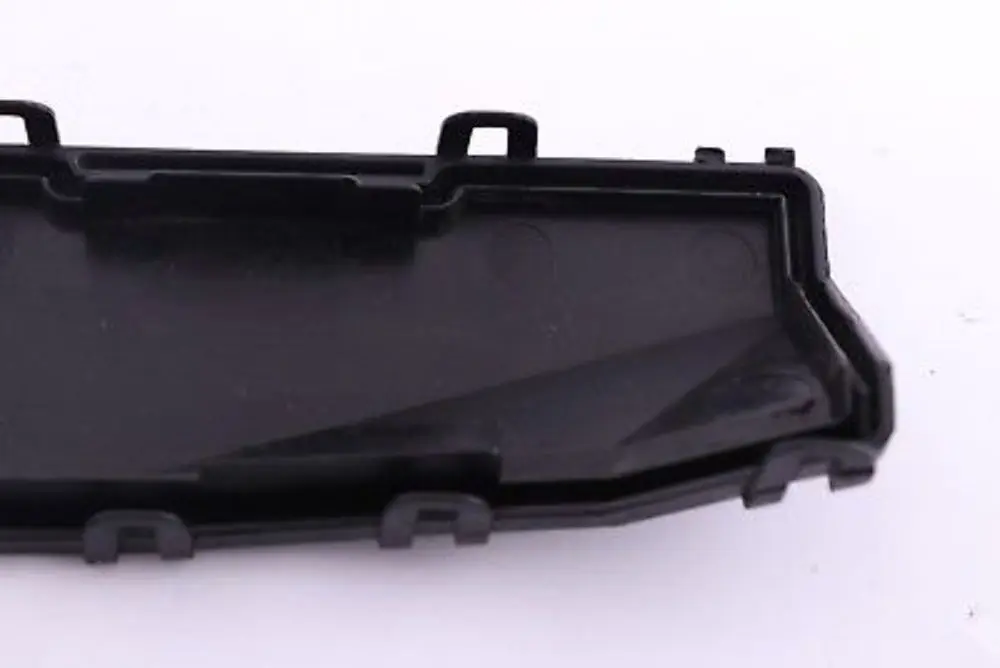 BMW 5 7 Series E38 E39 Engine Wiring Cover Panel Trim Right O/S - SKU 1741829 - Part number 1741829