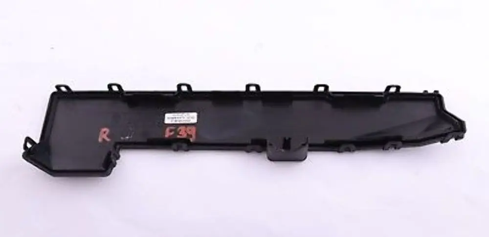 BMW 5 7 Series E38 E39 Engine Wiring Cover Panel Trim Right O/S - SKU 1741829 - Part number 1741829