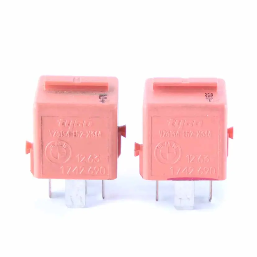 Changeur relais prise contact saumon rouge Set pour BMW E60 E81 E87 E90 E91 à propos du numéro de pièce 1742690 BMW E60 E81 E87 E90 E91 Changeur relais prise contact saumon rouge Set - SKU 1742690-1 - Numéro de pièce 1742690