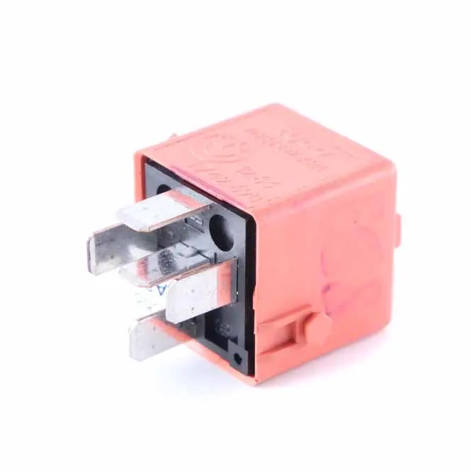 Changeur relais prise contact saumon rouge Set pour BMW E60 E81 E87 E90 E91 à propos du numéro de pièce 1742690 BMW E60 E81 E87 E90 E91 Changeur relais prise contact saumon rouge Set - SKU 1742690-1 - Numéro de pièce 1742690