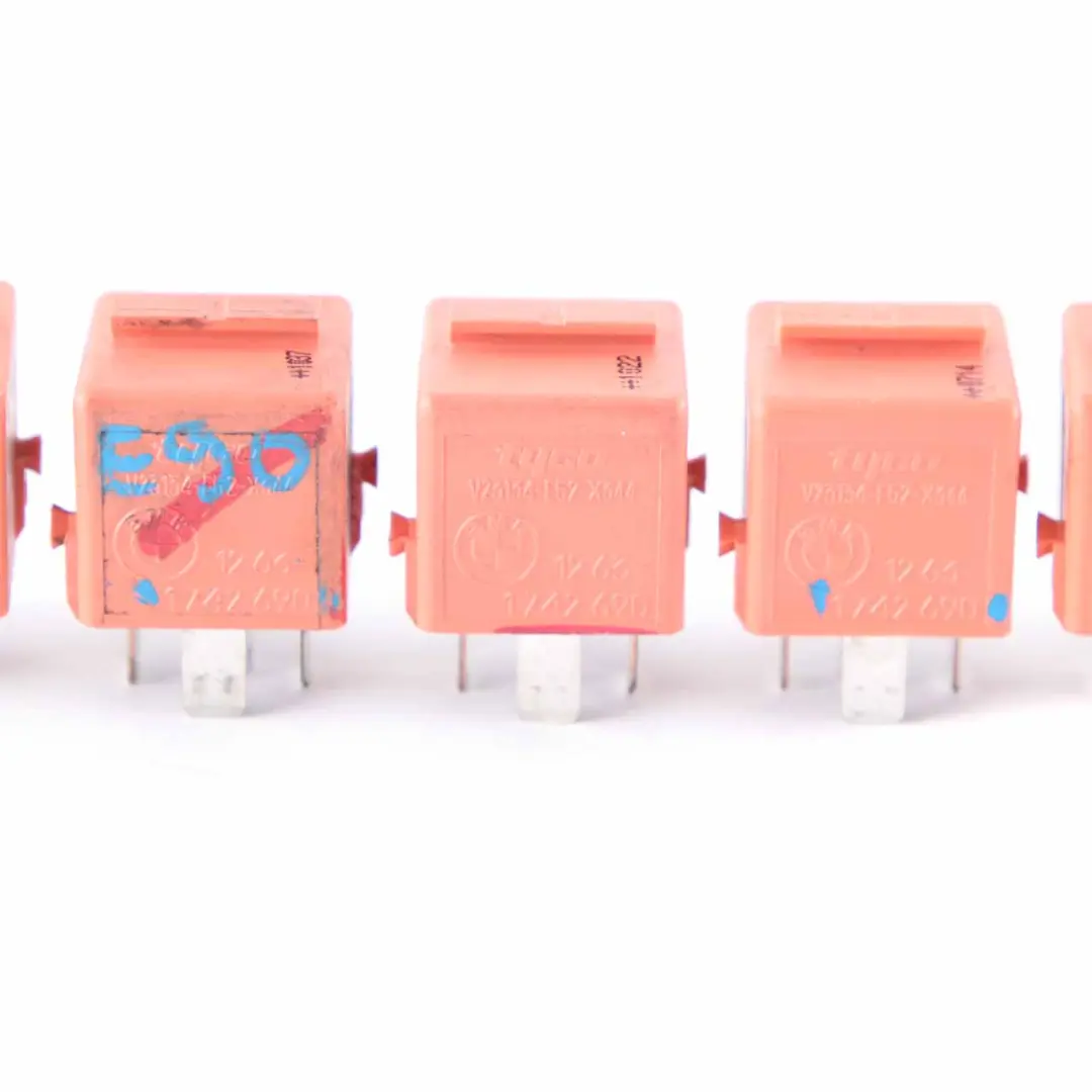 Changer Make Contact Salmon Red Set to BMW E60 E81 E87 E90 E91 X3 E83 Relay with Part number 1742690 BMW E60 E81 E87 E90 E91 X3 E83 Relay Changer Make Contact Salmon Red Set - SKU 1742690-3 - Part number 1742690