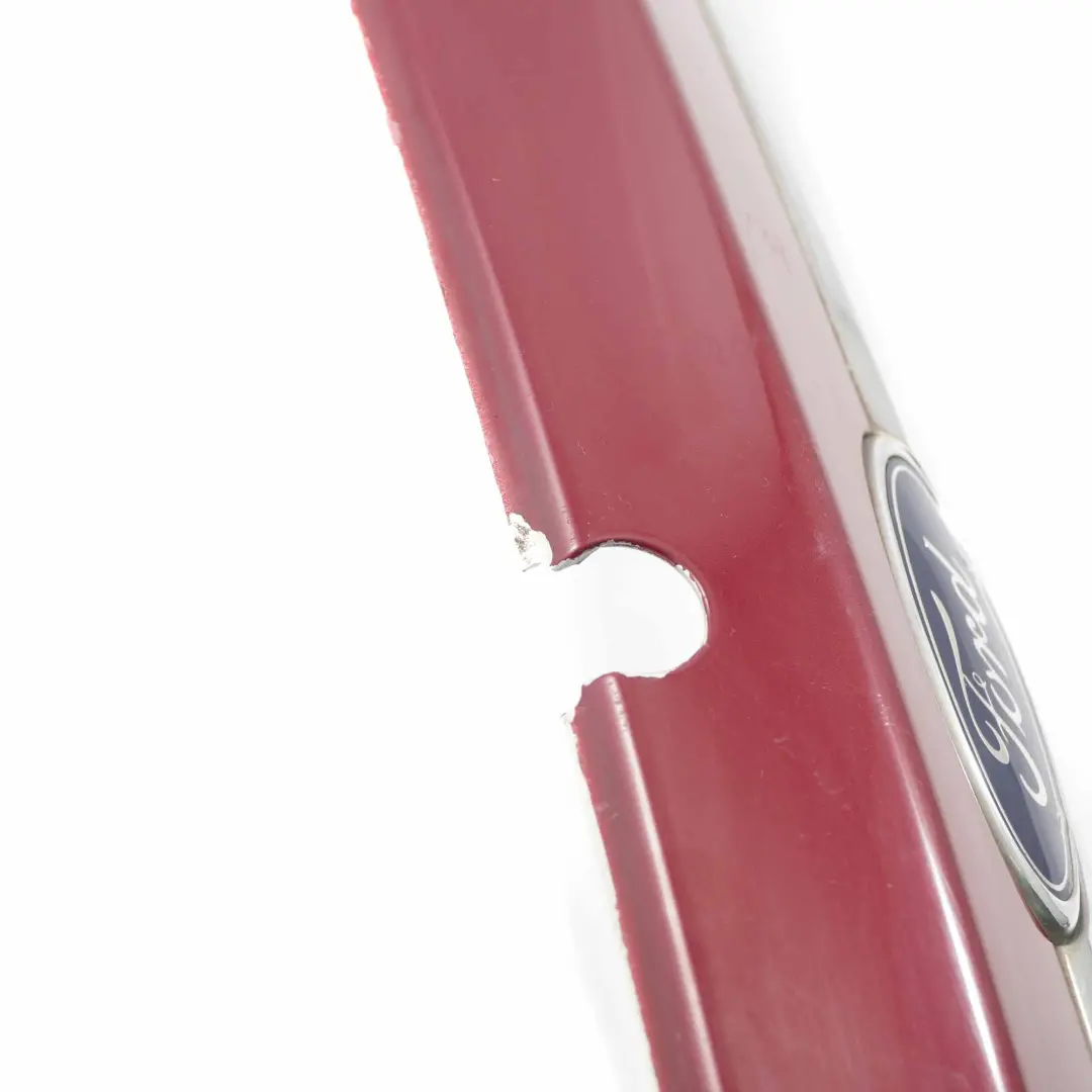 Manija Trasero Hot Magenta M9 para Ford Fiesta Mk7 Tailgate con número de pieza 1746372 Ford Fiesta Mk7 Tailgate Manija Trasero Hot Magenta M9 - SKU 1746372 - Número de pieza 1746372