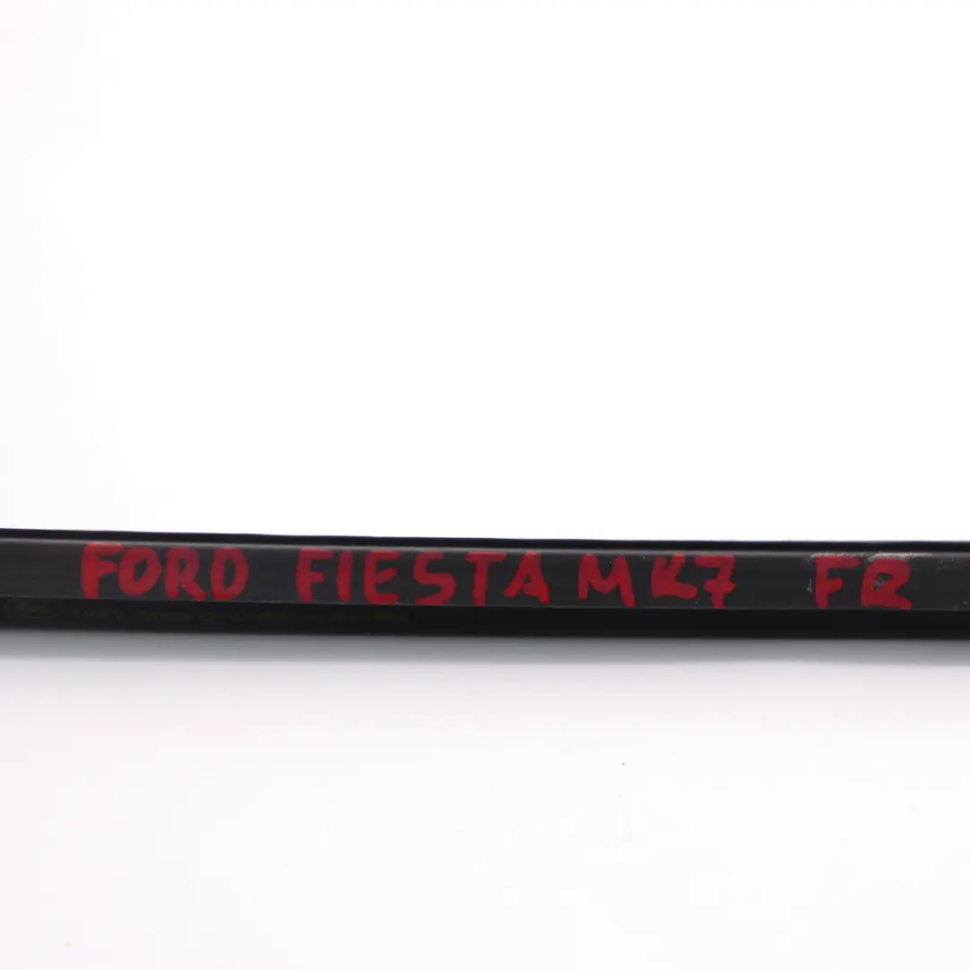 Fenster Dichtung Innen Vorne Rechts Tür Dichtung für Ford Fiesta Mk7 mit Teilenummer 1746917 Ford Fiesta Mk7 Fenster Dichtung Innen Vorne Rechts Tür Dichtung - SKU 1746917 - Teilenummer 1746917