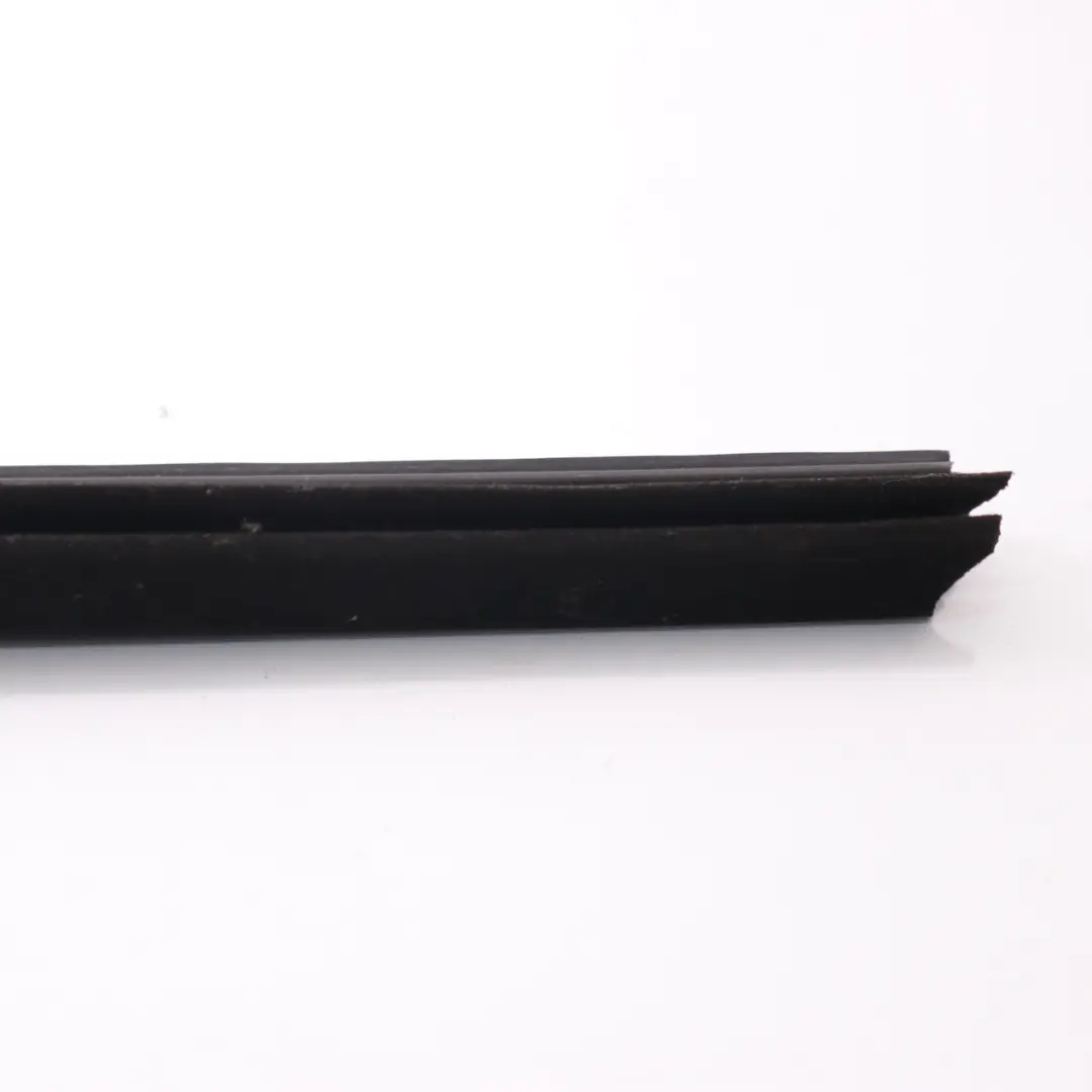 Ford Fiesta Mk7 Fenster Dichtung Innen Hinten Links Tür Dichtung - SKU 1746921 - Teilenummer 1746921
