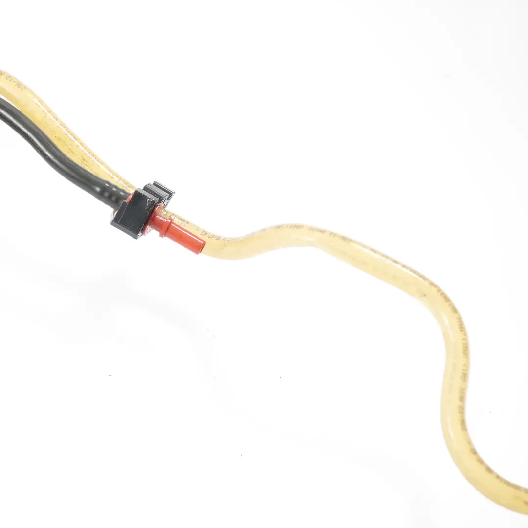 Tuyau d'alimentation carburant pour Renault Trafic II Opel Vivaro A 2.0 à propos du numéro de pièce 175127238R Renault Trafic II Opel Vivaro A 2.0 Tuyau d'alimentation carburant - SKU 175127238R - Numéro de pièce 175127238R