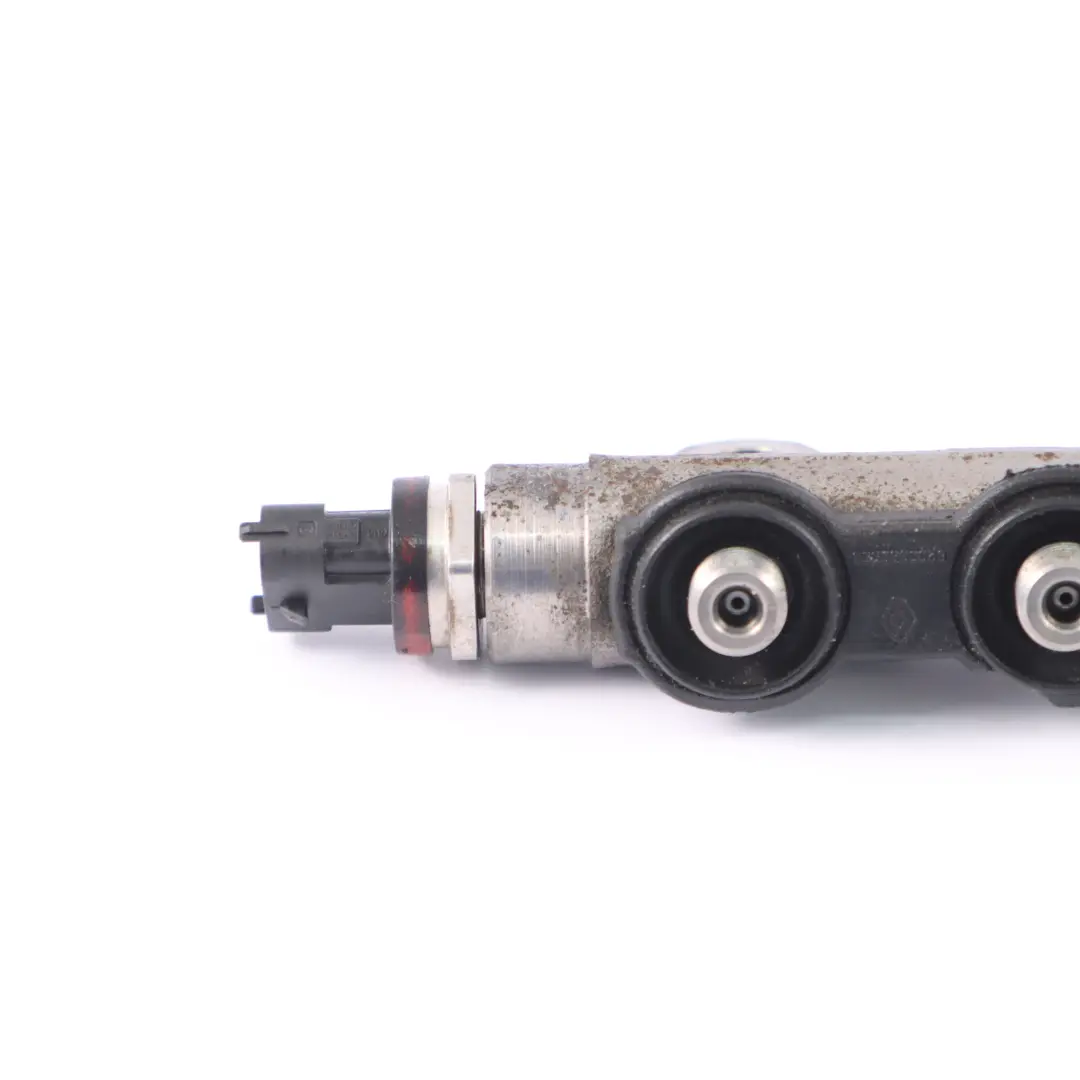 Fuel Rail Nissan Qashqai J10 Renault 2.0 dCi Diesel Injection Rail - SKU 1752000Q3C - Part number 1752000Q3C