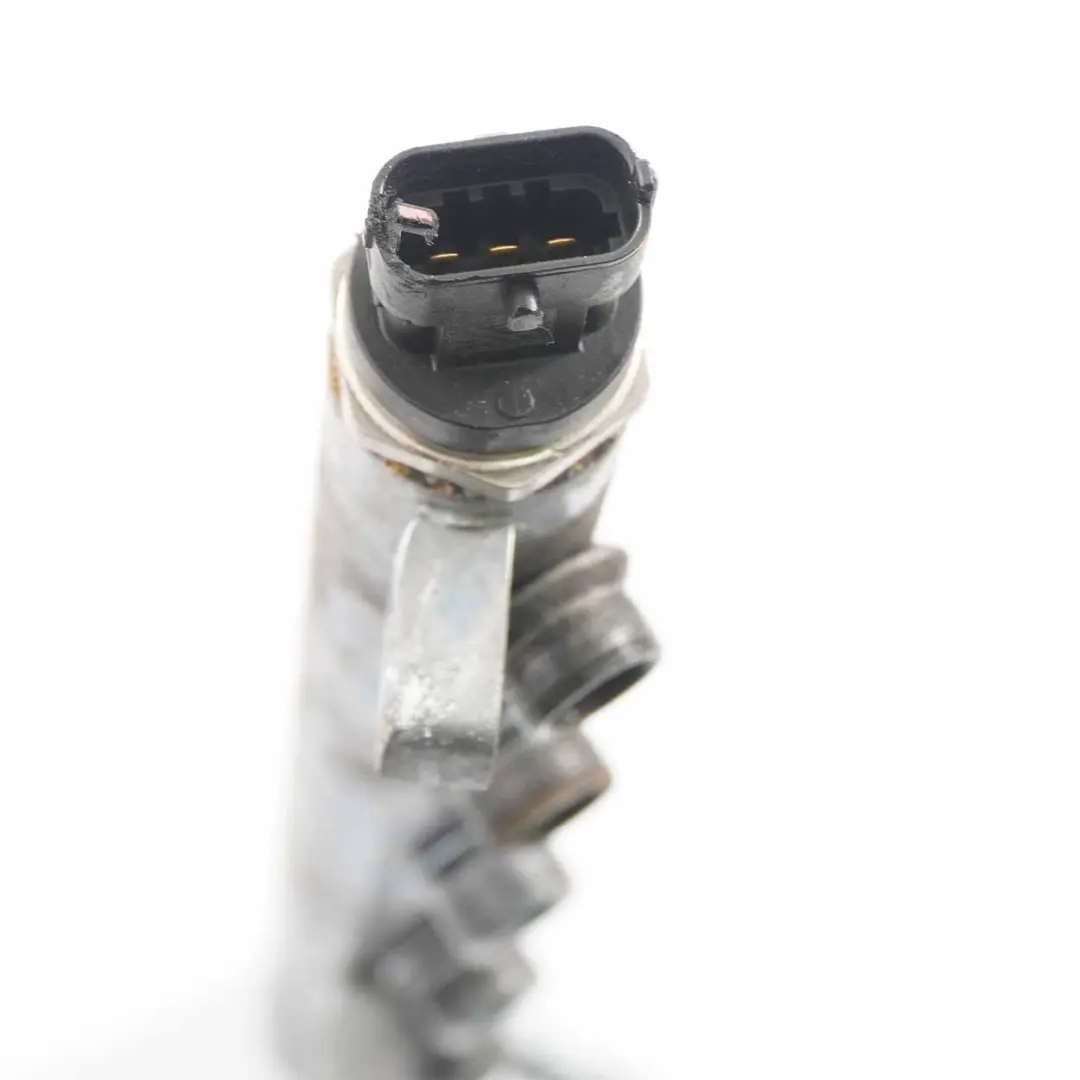 Renault Trafic 3 Vivaro B 1.6 DCI Ligne Rail D'Injecteur Carburant - SKU 175210542R - Numéro de pièce 175210542R