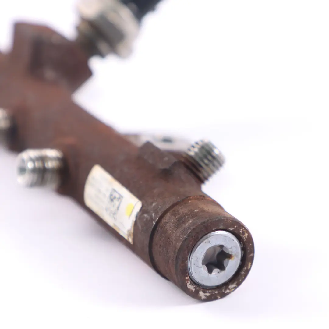 Sensore pressione iniezione carburante Rail per Nissan Qashqai 1.5 dCi con numero di parte 175218188 Nissan Qashqai 1.5 dCi Sensore pressione iniezione carburante Rail - SKU 175218188 - Numero di parte 175218188