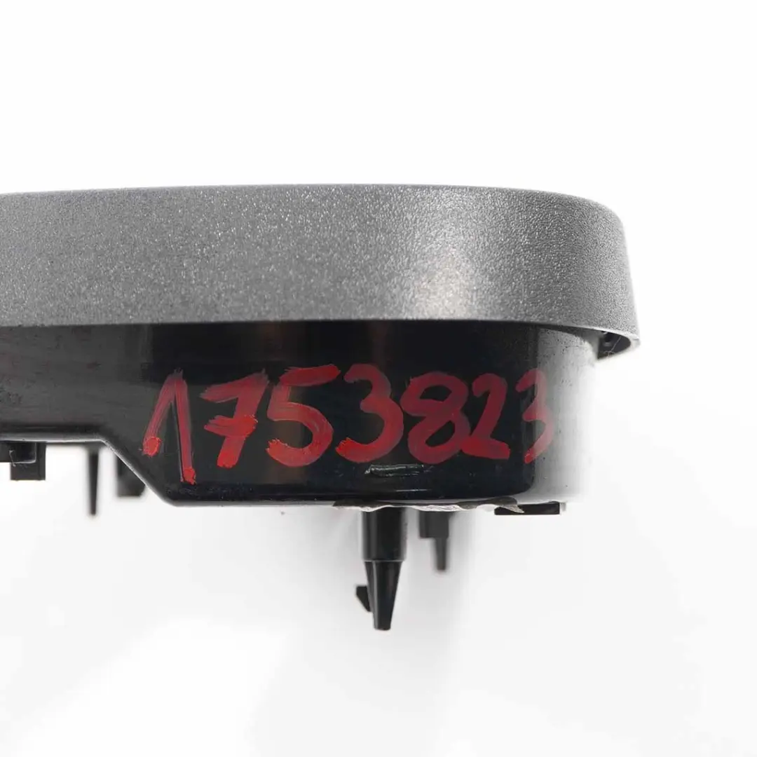 Rétroviseur Aile Base Cache Porte Gauche pour Ford Fiesta MK7 à propos du numéro de pièce 1753823 Ford Fiesta MK7 Rétroviseur Aile Base Cache Porte Gauche - SKU 1753823 - Numéro de pièce 1753823