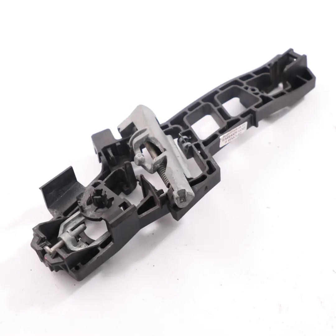 Poignée Porte Arrière Gauche Grappin Base pour Ford Fiesta MK7 à propos du numéro de pièce 1755648 Ford Fiesta MK7 Poignée Porte Arrière Gauche Grappin Base - SKU 1755648 - Numéro de pièce 1755648